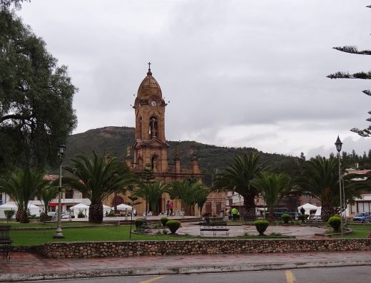 Nobsa Boyacá capital textil ruanas lijadas Casa Museo Moreno Iglesia San Juan Bautista Pan Nobsa Carrera 6 #6-50 artesanía tejeduría Tundama xueturismo