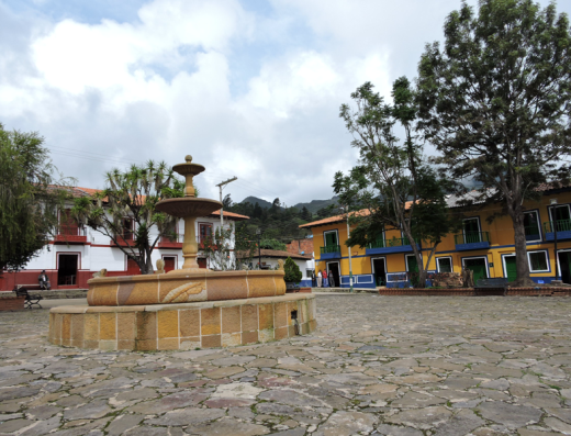 “Pachavita Boyacá minas plata casas coloniales Iglesia San Antonio Semana Santa Carrera 5 #5-15 Valle Tenza turismo histórico rural xueturismo