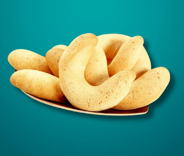 "Pandeyuca colombiana - Pan de yuca horneado con almidón de yuca y queso fresco artesanal del departamento de Boyacá"