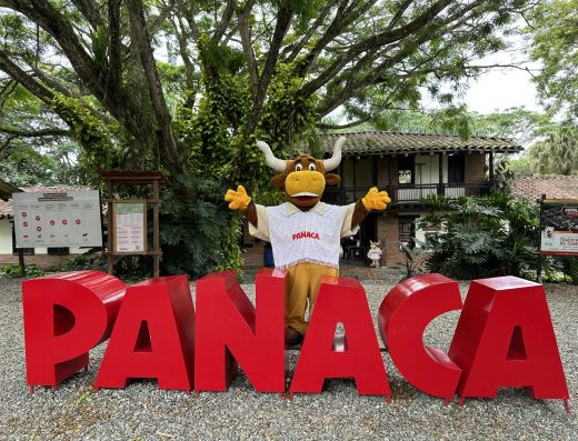 PANACA Quindío con animales de granja, interacción directa y experiencias agropecuarias en Colombia
