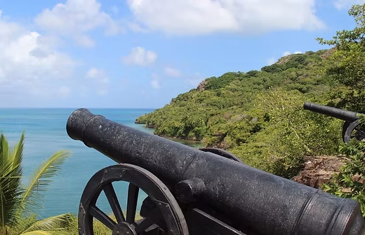 qué hacer en Santa Catalina Colombia, turismo Santa Catalina Providencia, Santa Catalina San Andrés, Morgan's Head, Puente de los Enamorados, turismo Providencia y Santa Catalina, Caribe colombiano