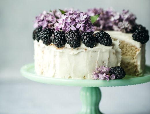 ☁️ Merengón Colombiano — Nubes de Azúcar y Fruta