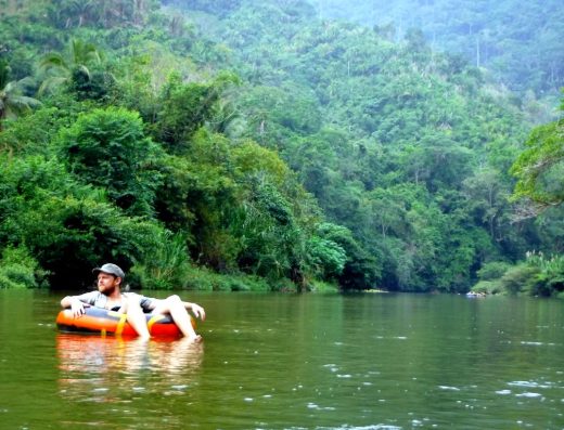 Palomino — Playa, Río y Tubing en el Caribe Bohemio de Colombia