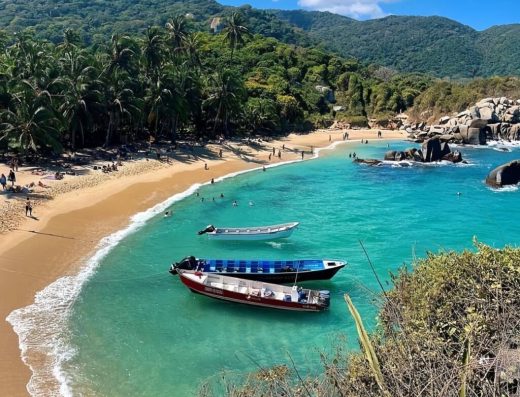 🌊 Playa Neguanje — La Playa más Grande del Parque Tayrona
