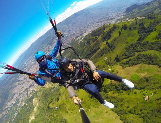 Parapente en San Félix — Vuelo Libre sobre el Valle de Medellín, Colombia
