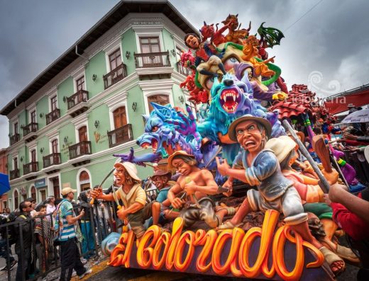 Pasto — El Carnaval de Negros y Blancos y el Volcán Galeras