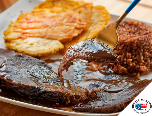 Posta Negra Cartagenera — Carne Cocinada Lenta en Panela del Caribe