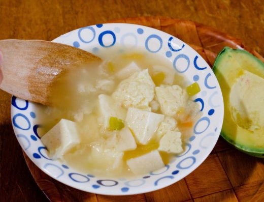 Mote de Queso — La Sopa Cremosa del Caribe Colombiano con Ñame y Suero