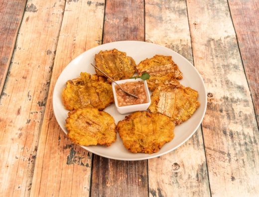 Patacones — Platano Verde Frito y Aplastado del Caribe Colombiano