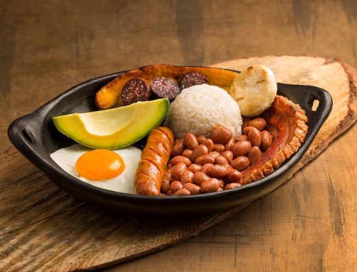 Tour Gastronómico Regional — Sabores Únicos de Cada Región de Colombia