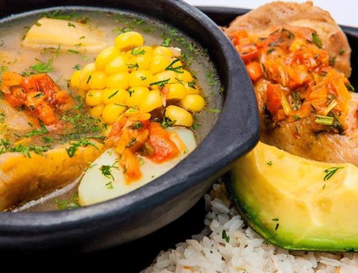 Sancocho Colombiano — La Sopa de la Abuela que Une al País Entero