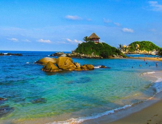 Parque Nacional Natural Tayrona – Playas Virgenes y Naturaleza en Santa Marta 🌊