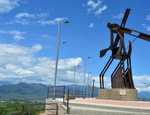 Explora Cúcuta, una ciudad llena de historia, cultura y comercio. Conoce sus parques, monumentos históricos y los principales atractivos turísticos de Norte de Santander.