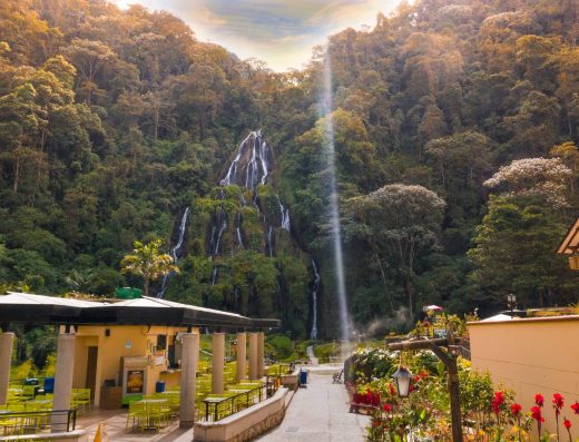 qué hacer en Santa Rosa de Cabal, turismo en Santa Rosa de Cabal, termales Santa Rosa de Cabal, Termales de Santa Rosa, chorizo santarrosano, turismo Risaralda, Eje Cafetero