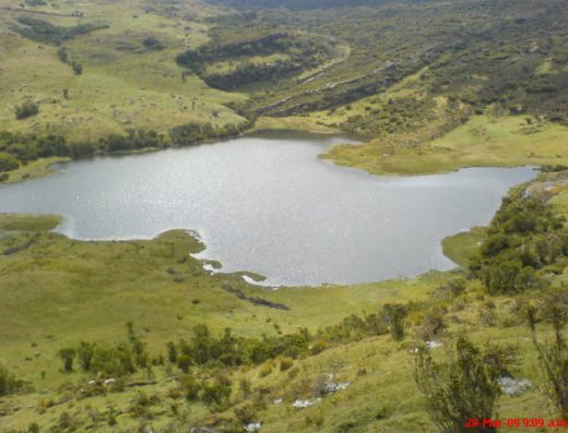 🌊 Laguna de San Pablín — Espejo de Agua Glaciar y Ruta de Aclimatación en Güicán