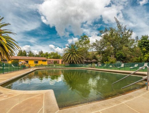 🏊 Balneario Termales Arco Iris — Descanso Hidrotermal y Bienestar en Zetaquira