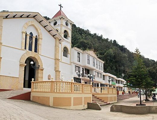Paisaje montañoso del municipio de Covarachía, Boyacá, con entorno natural y vistas del norte boyacense.