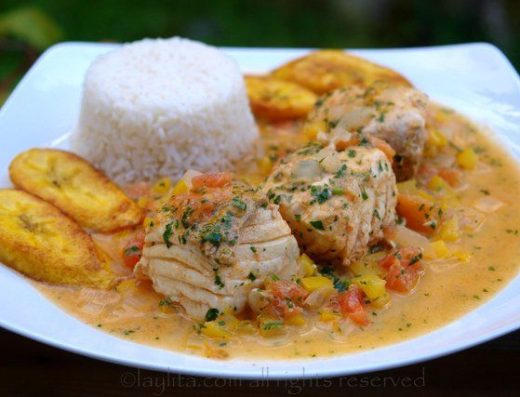 Encocado de Pescado — El Sabor Afrocolombiano del Pacifico