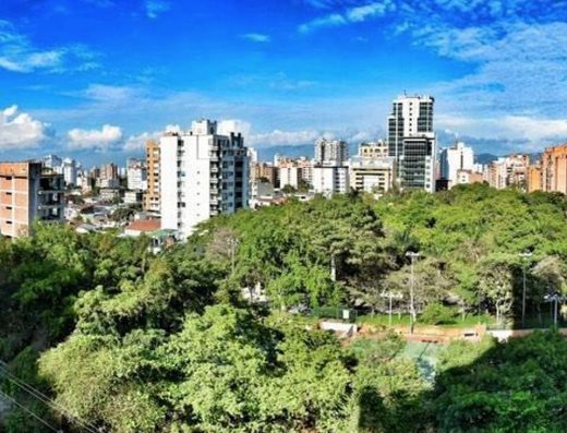 Bucaramanga — La Ciudad Bonita y de los Parques 🌳🏙️