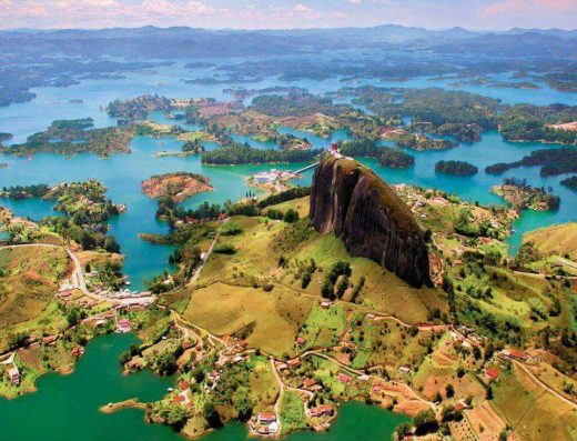 Guatapé — Piedra del Peñol y Embalse