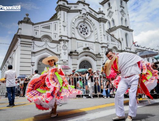 Festival Folclórico Colombiano — San Pedro en Ibagué, Capital Musical de Colombia
