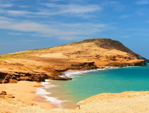 🏜️ Pilón de Azúcar — Playa Dorada y Tradición Wayuu