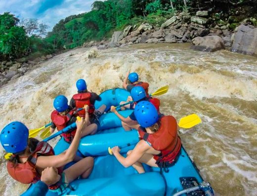 Rafting en el Río Suárez – Aventura Extrema en San Gil 🛶