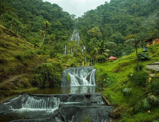 Aguas Termales de Colombia — Relajación Volcánica en los Andes