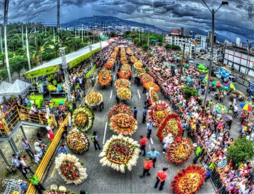 Feria de las Flores de Medellín — El Desfile de Silleteros y la Fiesta de la Cultura Paisa