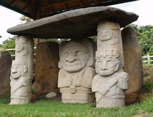 🗿 Parque Arqueológico de San Agustín — Misterio en Piedra