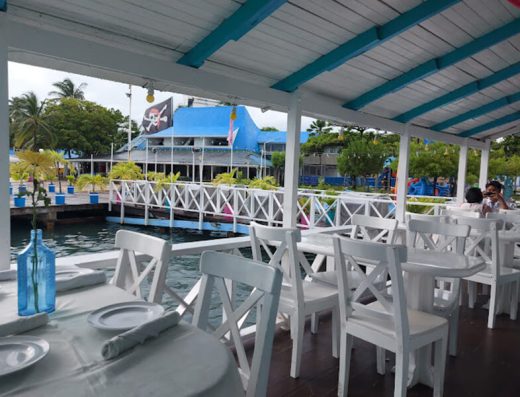 El Pirata | Cocina Caribena Vista al Mar, San Andres