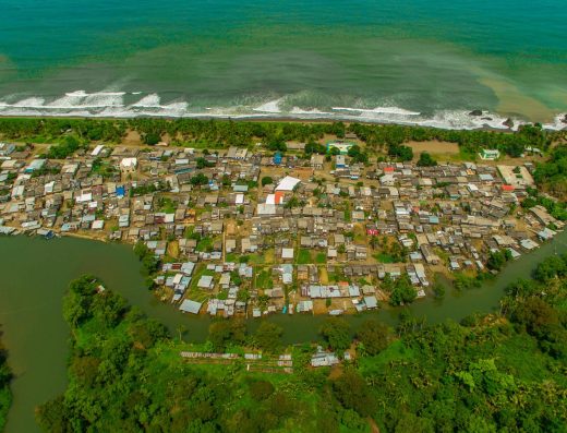 Juradó es un destino perfecto para viajeros que buscan experiencias auténticas, lejos del turismo masivo. Su combinación de playas vírgenes, selva tropical, fauna extraordinaria y cultura afrocolombiana ofrece una oportunidad única para descubrir uno de los rincones más preservados y biodiversos del Pacífico colombiano.