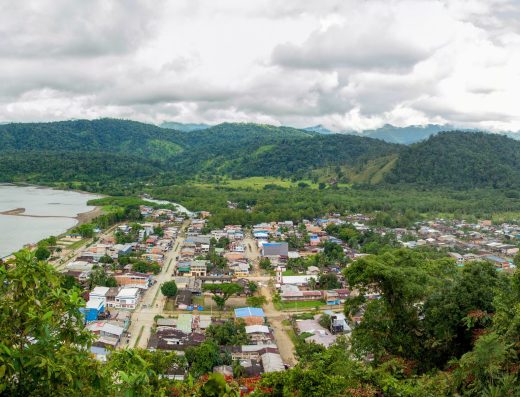 qué hacer en El Valle Chocó, turismo en El Valle Bahía Solano, Playa El Almejal, Parque Utría, avistamiento de ballenas, surf en Chocó