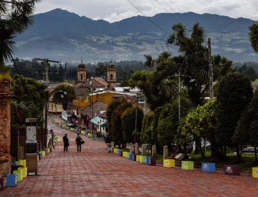 TURISMO EN NEMOCON CUNDINAMARCA COLOMBIA