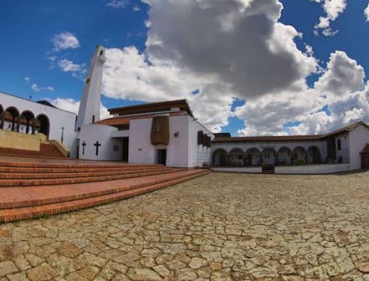 Guatavita El Encanto Colonial de la Leyenda de El Dorado