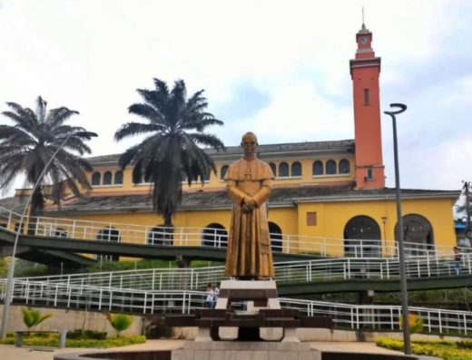 qué hacer en Buenaventura, turismo en Buenaventura, playas de Buenaventura, Pacífico colombiano, avistamiento de ballenas Buenaventura, Juanchaco, Ladrilleros, San Cipriano, turismo Valle del Cauca