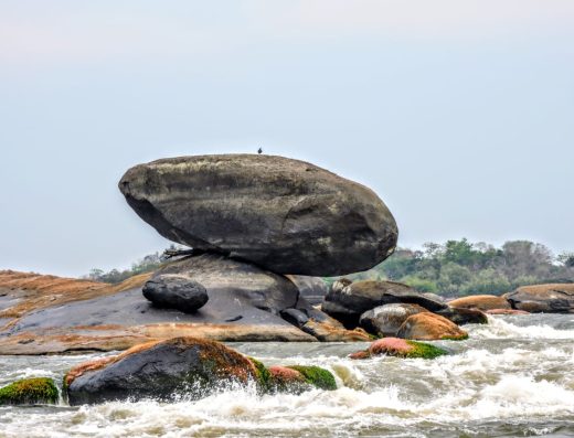 El Tuparro Vichada, turismo El Tuparro, Parque Nacional El Tuparro, Raudal de Maipures, río Orinoco Vichada, ecoturismo Vichada, parques naturales de Colombia, turismo de naturaleza Colombia