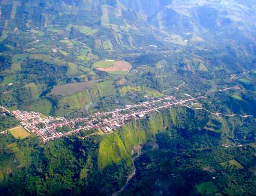 ¿Sabías que en las montañas de Consacá se libró una de las batallas decisivas de la independencia de Colombia? Descubre Bomboná y recorre un territorio donde historia, naturaleza y tradición campesina se encuentran.