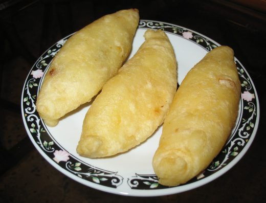 🥟 Carimañola de Queso y Carne — Croqueta de Yuca Dorada y Crujiente en Cartagena