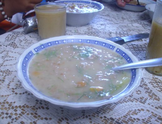 🍲 Cuchuco de Trigo con Espinazo — La Sopa Insignia Campesina y Abrazo Andino de Boyacá