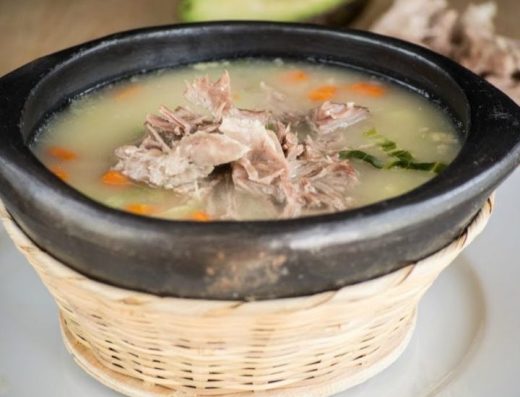 🍲 Cuchuco de Trigo con Espinazo — La Sopa Insignia Campesina y Abrazo Andino de Boyacá